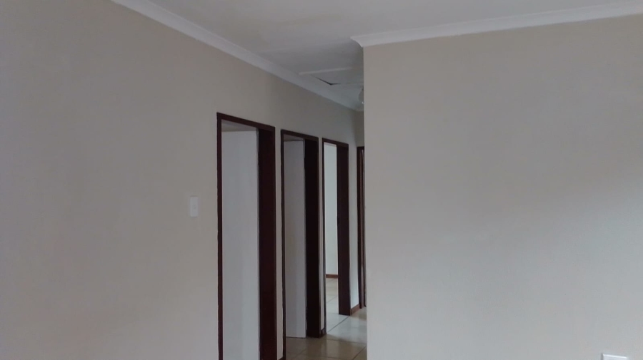 3 Bedroom Property for Sale in Tlhabane West North West